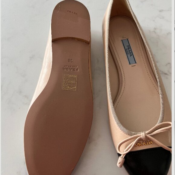 Authentic Prada Leather Cap Toe Ballet Flats - New in Box - Picture 2 of 3